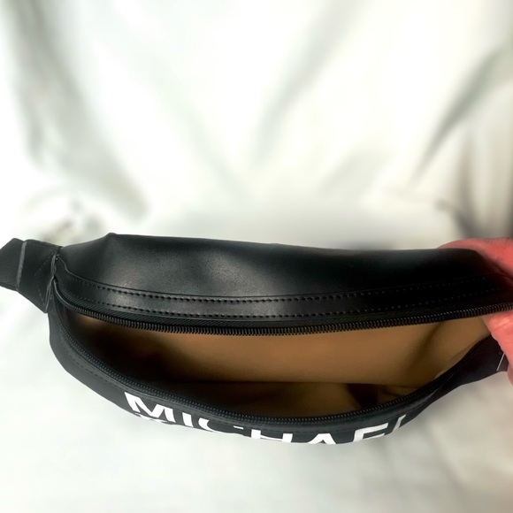 MICHAEL KORS NWT | MK logo belt bag unisex - Picture 6 of 10